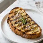 Grillbrot mit Olivenöl und Meersalz