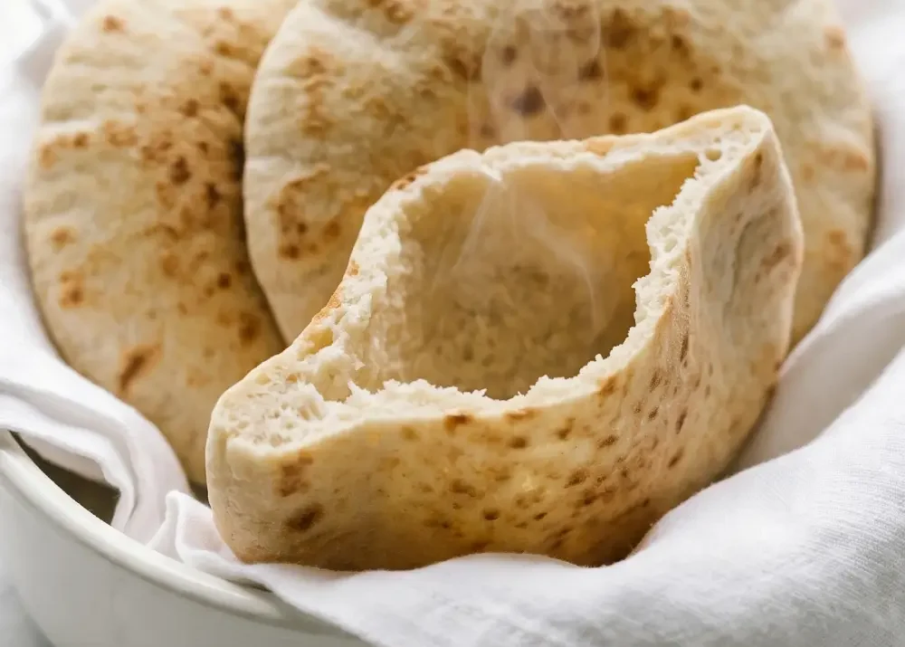 Sauerteig Pita Brot selbst machen – Ein sensationell fluffiges Rezept für zuhause