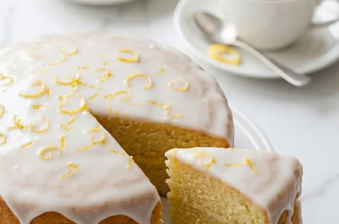 Saftiger Zitronenkuchen: Das einfache Rezept für puren Genuss